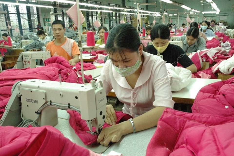 Trường hợp doanh nghiệp thay đổi ngày nghỉ hằng tuần thì phải sửa đổi nội quy lao động và đăng ký lại với cơ quan quản lý nhà nước về lao động. Ảnh minh họa - Ảnh: AC Trường hợp doanh nghiệp thay đổi ngày nghỉ hằng tuần thì phải sửa đổi nội quy lao động và đăng ký lại với cơ quan quản lý nhà nước về lao động. Ảnh minh họa - Ảnh: AC