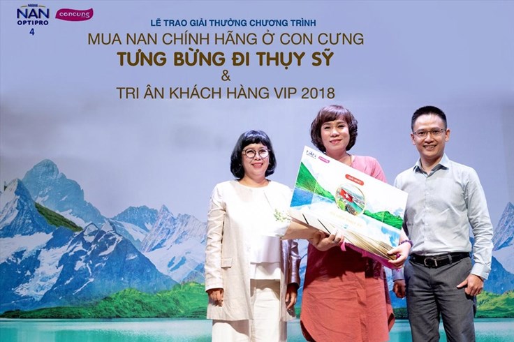Từ chương trình “Mua Nan chính hãng ở Con Cưng, tưng bừng đi Thụy Sỹ” Từ chương trình “Mua Nan chính hãng ở Con Cưng, tưng bừng đi Thụy Sỹ”