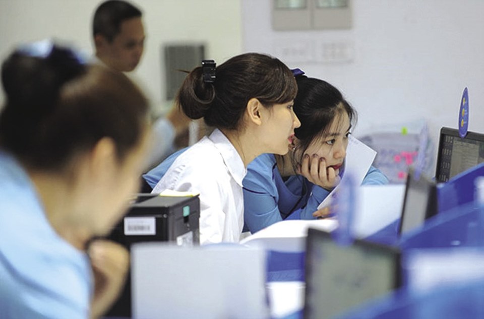 Nhân sự cao cấp ngành ngân hàng đang có làn sóng thay đổi mạnh mẽ. Nhân sự cao cấp ngành ngân hàng đang có làn sóng thay đổi mạnh mẽ.