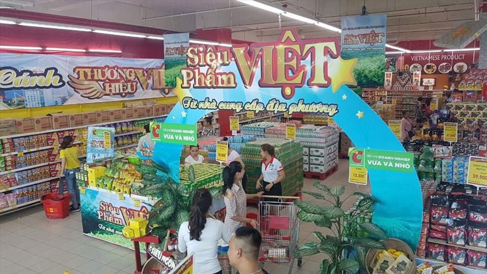 Chương trình Chắp cánh thương hiệu Việt tại Big C được nhiều khách hàng quan tâm. Chương trình Chắp cánh thương hiệu Việt tại Big C được nhiều khách hàng quan tâm.