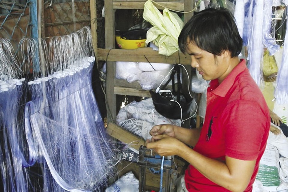 Hành trình ngàn cây số và gần nửa thế kỷ nổi trôi của một làng nghề Hành trình ngàn cây số và gần nửa thế kỷ nổi trôi của một làng nghề