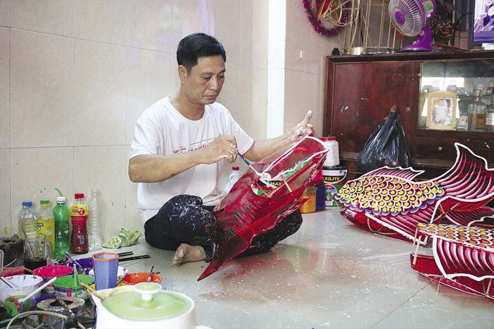 Tấp nập làng nghề lồng đèn ở Sài Gòn dịp trung thu Tấp nập làng nghề lồng đèn ở Sài Gòn dịp trung thu