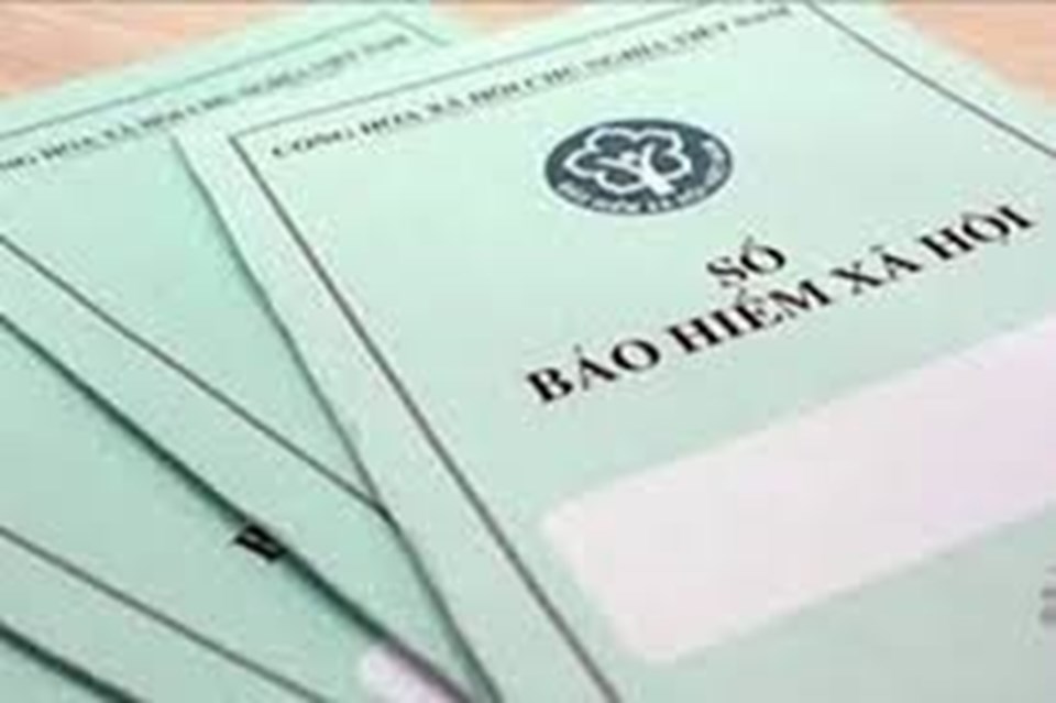 Người lao động không được đóng BHXH cùng một lúc ở hai nơi. Người lao động không được đóng BHXH cùng một lúc ở hai nơi.