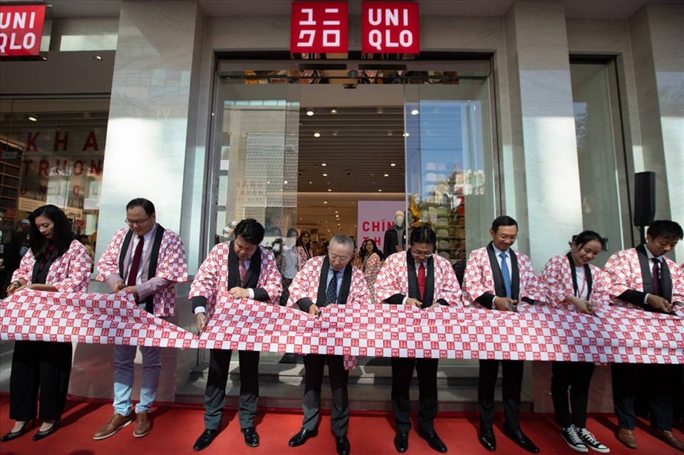 Khai trương cửa hàng UNIQLO đầu tiên tại Việt Nam Khai trương cửa hàng UNIQLO đầu tiên tại Việt Nam