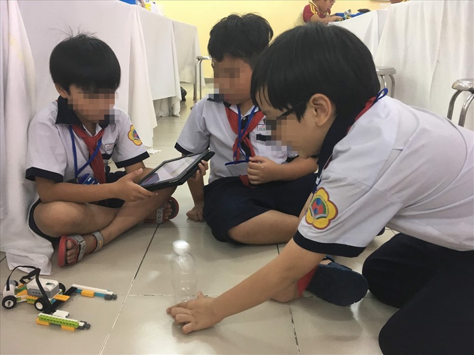 Cần tạo không khí thi đua học tập sôi nổi trong những ngày đầu năm mới. Ảnh: A.N Cần tạo không khí thi đua học tập sôi nổi trong những ngày đầu năm mới. Ảnh: A.N