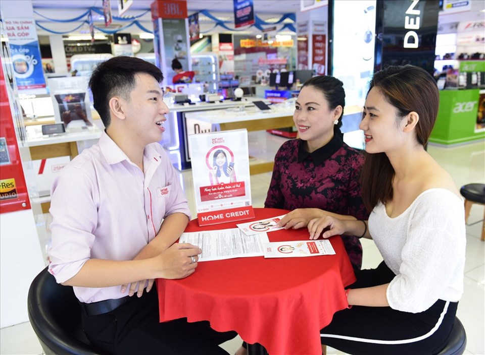 Home Credit là công ty tài chính có bảo hiểm cho khách hàng khi gặp rủi ro với tỉ lệ thương tật dưới 60% Home Credit là công ty tài chính có bảo hiểm cho khách hàng khi gặp rủi ro với tỉ lệ thương tật dưới 60%