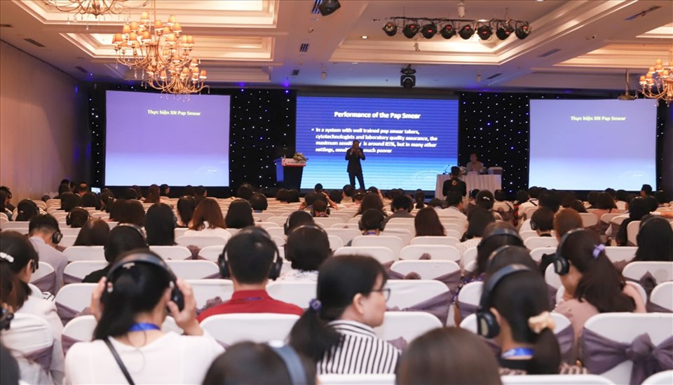 Hội thảo khoa học Vì sức khỏe phụ nữ hôm nay và ngày mai tại Hội nghị Sản phụ khoa Việt-Pháp-Châu Á Thái Bình Dương lần thứ 19. Hội thảo khoa học Vì sức khỏe phụ nữ hôm nay và ngày mai tại Hội nghị Sản phụ khoa Việt-Pháp-Châu Á Thái Bình Dương lần thứ 19.