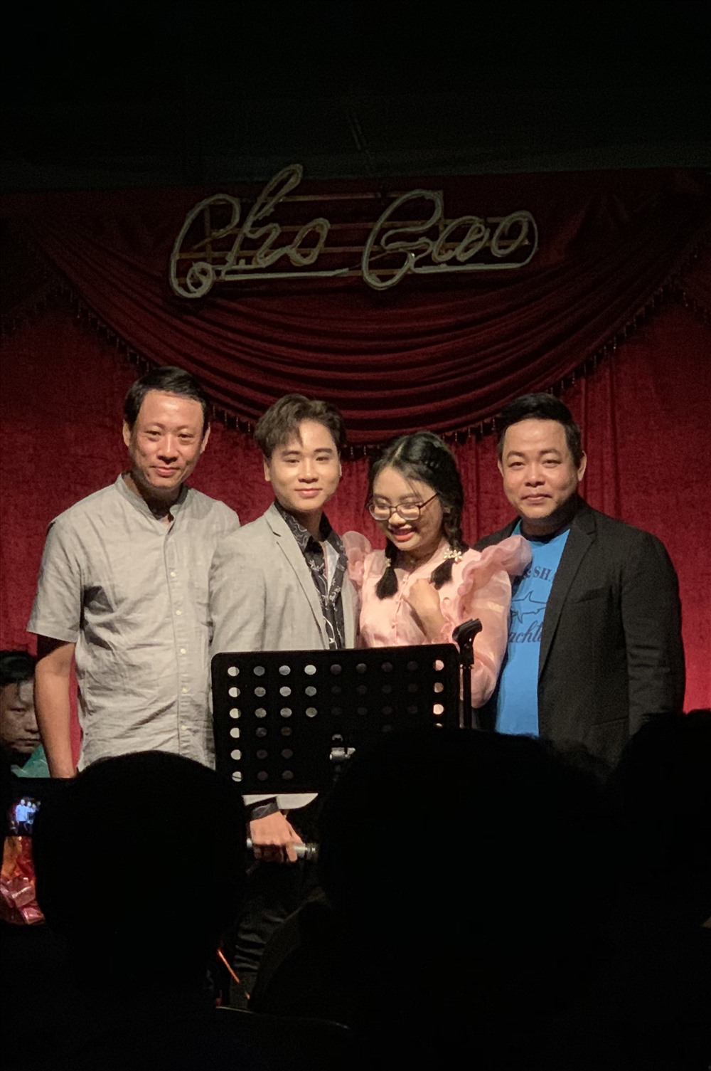 Ba cha con Quang Lê và bố ruột của Quang Nhật.
