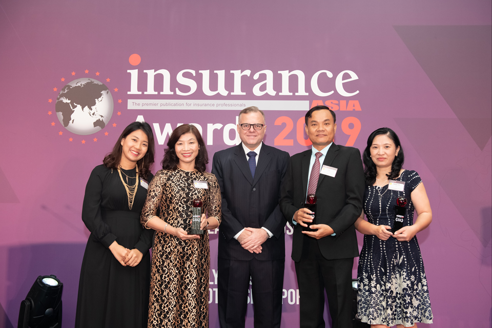 Prudential nhận 3 giải thưởng tại Insurance Asia Awards 2019. Prudential nhận 3 giải thưởng tại Insurance Asia Awards 2019.