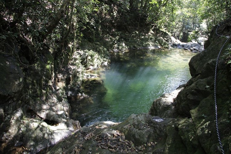 Kết hợp với sự huyền bí của núi rừng, Ngũ Hồ là trải nghiệm mà du khách sẽ rất khó quên bởi vẻ đẹp tự nhiên hoang sơ.