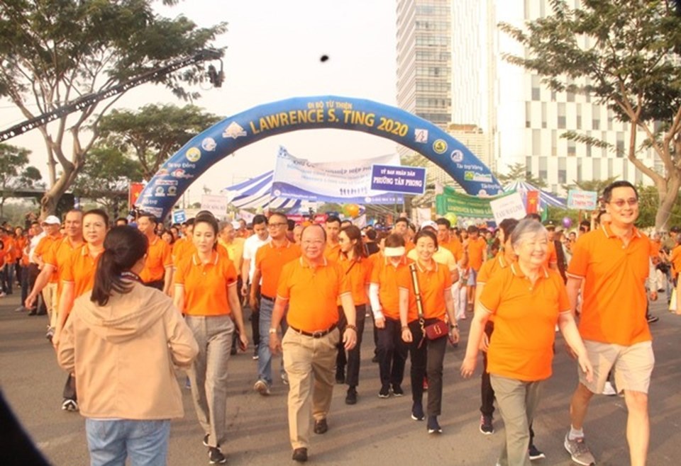 Hơn 15.000 lượt người tham gia Chương trình Đi bộ từ thiện Lawrence S. Ting lần thứ 15/2020 Hơn 15.000 lượt người tham gia Chương trình Đi bộ từ thiện Lawrence S. Ting lần thứ 15/2020