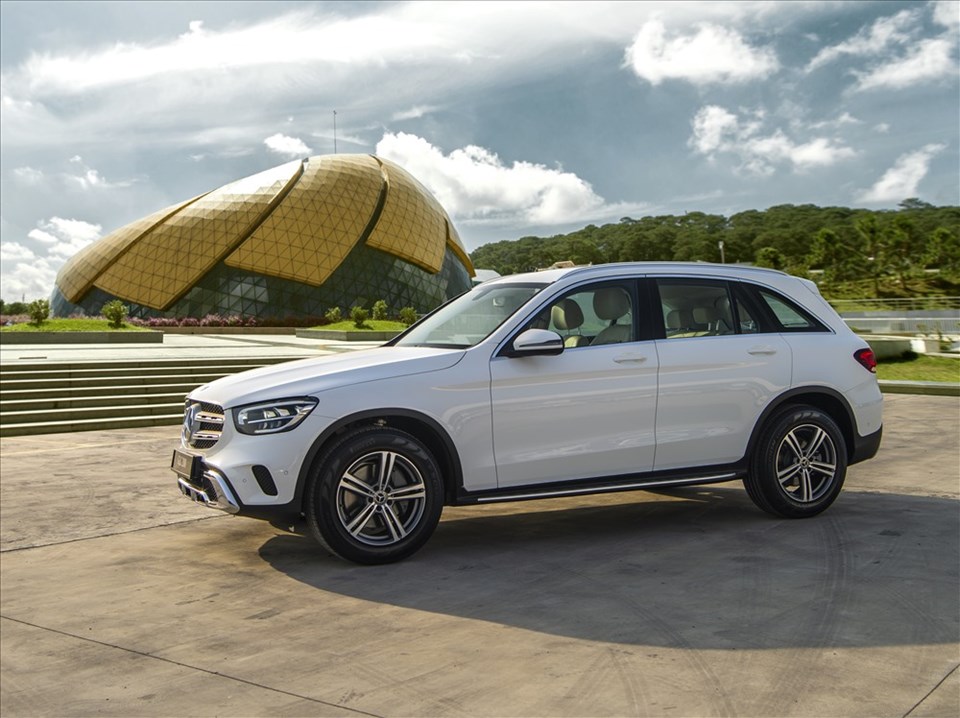 GLC 200. GLC 200.