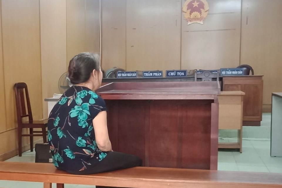 Chồng “nướng” hơn 300 triệu chơi lô đề, vợ tức giận ra tay sát hại Chồng “nướng” hơn 300 triệu chơi lô đề, vợ tức giận ra tay sát hại