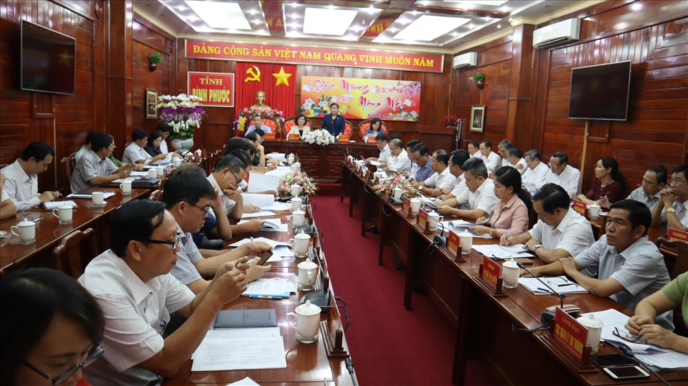 UBND tỉnh Bình Phước họp