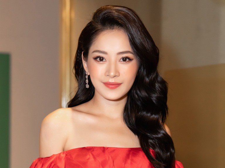 Nữ nghệ sĩ tài năng
