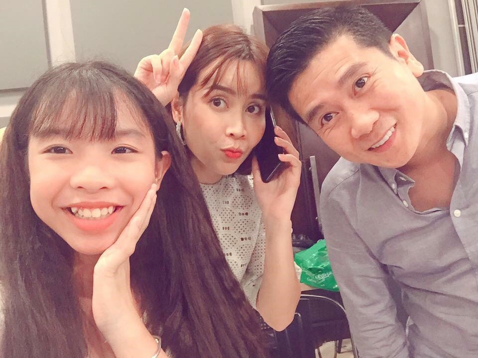 Phương Trúc bên 2 huấn luyện viên Hồ Hoài Anh - Lưu Hương Giang. Ảnh: NVCC.