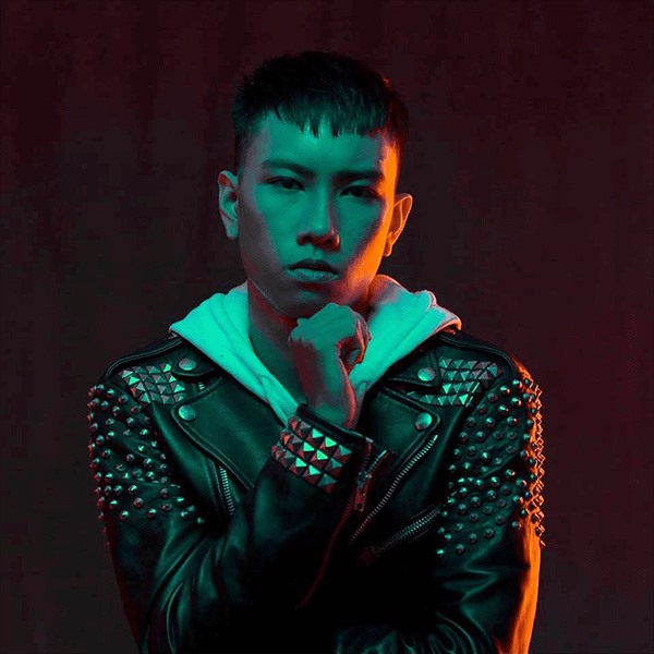 DJ Hoangprox.