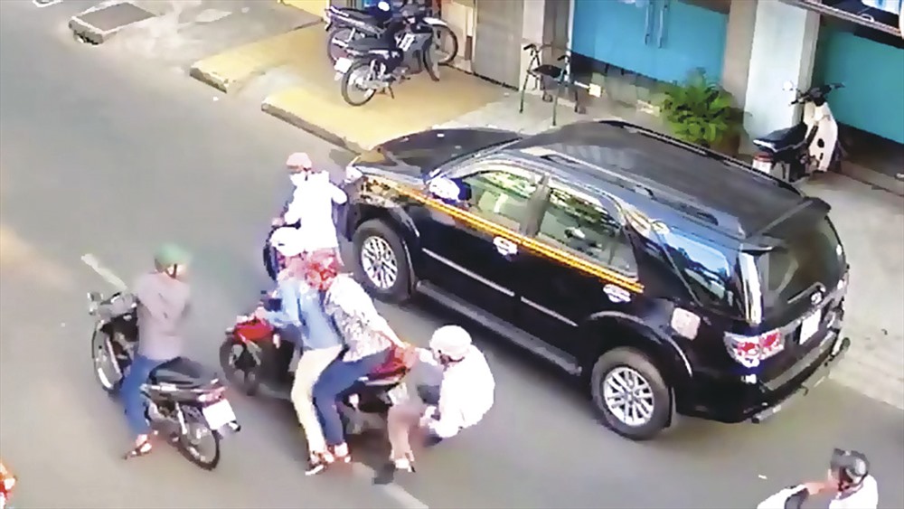 Phần lớn đối tượng cướp giật có liên quan đến sử dụng ma túy (ảnh trích xuất từ camera của người dân).