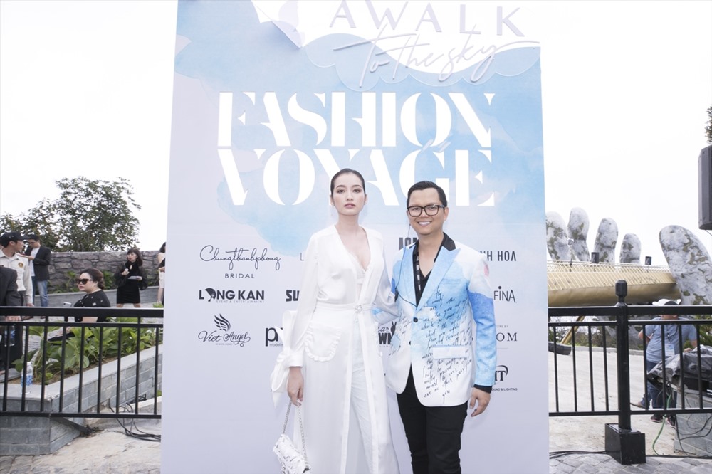Vị đạo diễn trẻ gây chú ý với những show thời trang hoành tráng.
