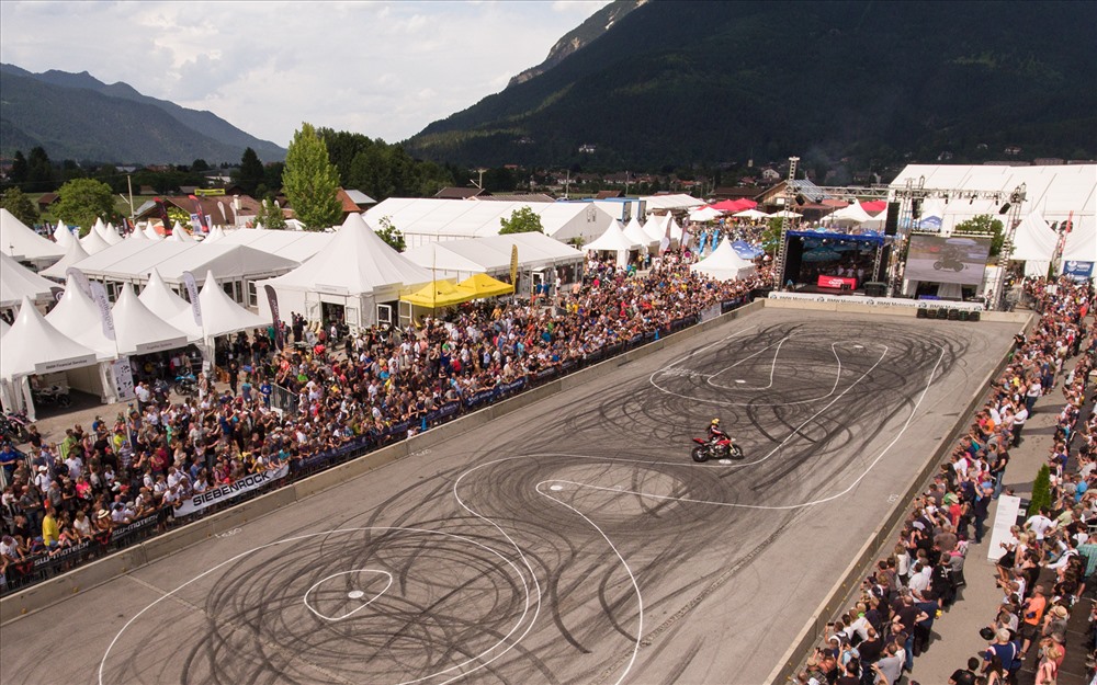 BMW Motorrad Days tại Garmisch-Partenkirchen (Đức)