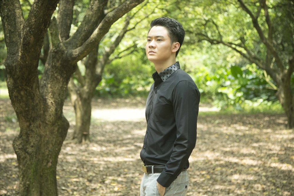 Đây là MV nằm trong chuỗi dự án dài hơi trong năm 2018 - 2019 của nam ca sĩ trẻ.
