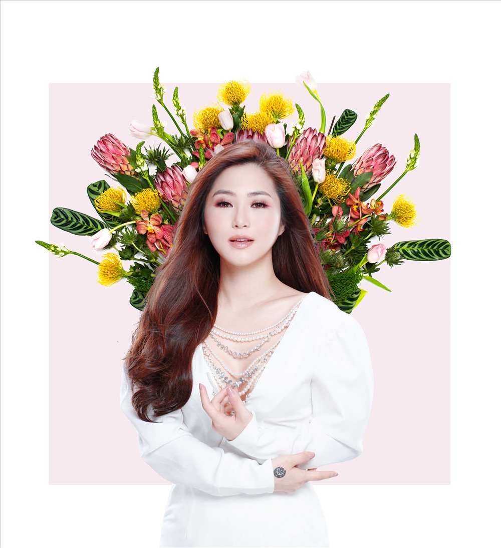 Sau liveshow đầu tay, nữ ca sĩ có những dự án lớn sẽ thực hiện trong năm 2019.