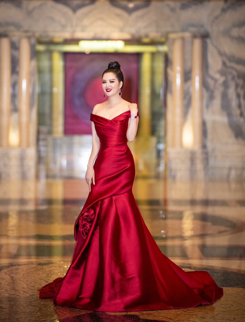 Ca sĩ Đinh Hiền Anh.