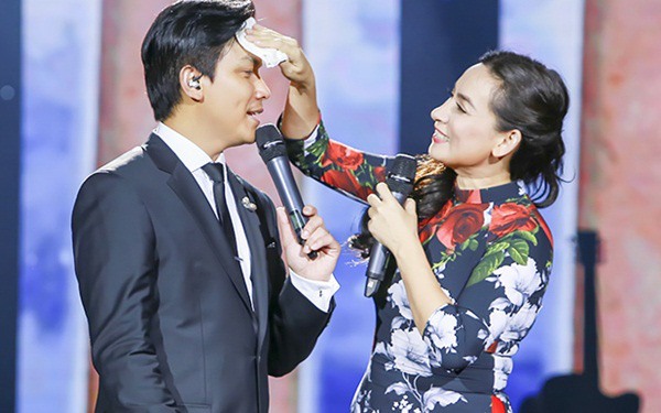 Cả hai là bạn bè khá thân thiết ngoài đời.
