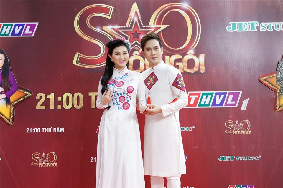 Quế Trân và Nguyên Vũ làm MC của chương trình. Quế Trân và Nguyên Vũ làm MC của chương trình.
