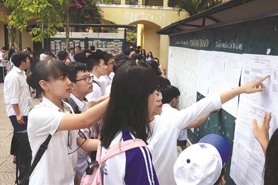 Cần đảm bảo chế độ dinh dưỡng hợp lý cho các em học sinh trước kỳ thi tuyển sinh lớp 10. Ảnh: Huyên Nguyễn Cần đảm bảo chế độ dinh dưỡng hợp lý cho các em học sinh trước kỳ thi tuyển sinh lớp 10. Ảnh: Huyên Nguyễn
