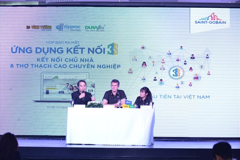 Buổi ra mắt ứng dụng 3S, kết nối chủ nhà với thợ thạch cao chuyên nghiệp Buổi ra mắt ứng dụng 3S, kết nối chủ nhà với thợ thạch cao chuyên nghiệp