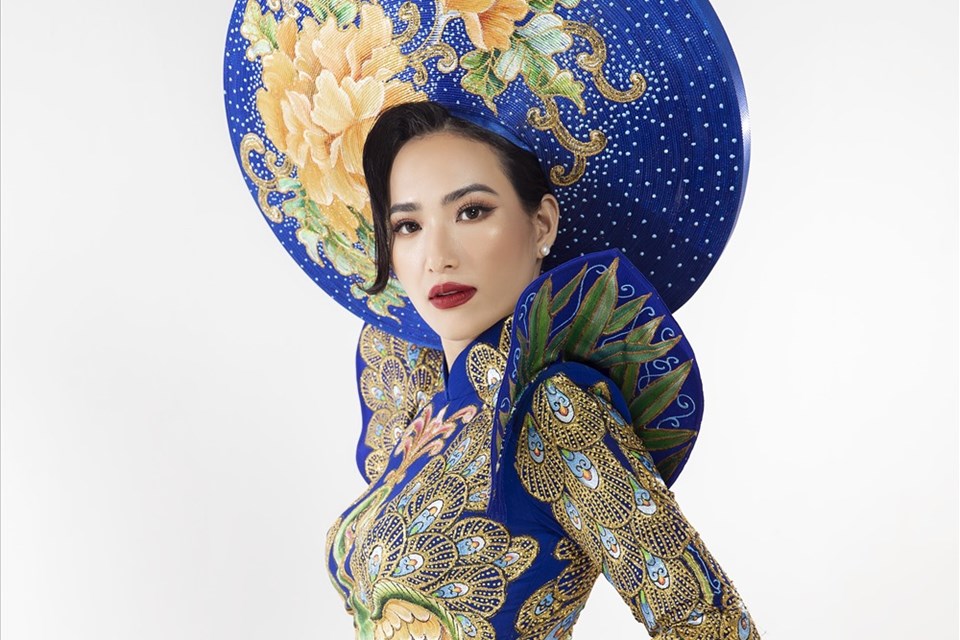 Lê Vũ Hoàng Hạt đoạt giải Hoa hậu Quý bà thân thiện tại Mrs Worldwide Lê Vũ Hoàng Hạt đoạt giải Hoa hậu Quý bà thân thiện tại Mrs Worldwide