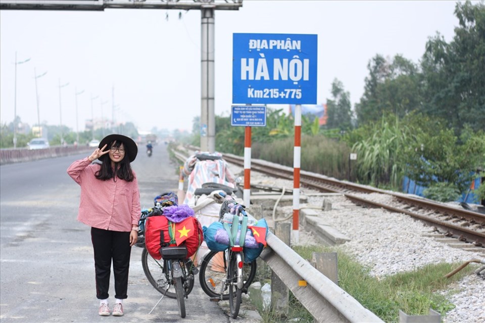 Châu Anh Thư vừa thực hiện hành trình đạp xe về quê ăn Tết. Ảnh: NVCC Châu Anh Thư vừa thực hiện hành trình đạp xe về quê ăn Tết. Ảnh: NVCC
