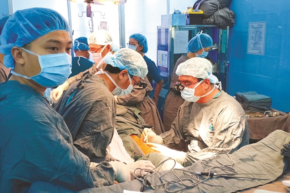 Nhiều bước tiến nổi bật trong điều trị ung thư đầu cổ Nhiều bước tiến nổi bật trong điều trị ung thư đầu cổ
