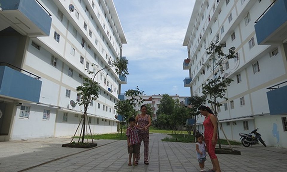 Được vay đến 900 triệu đồng sẽ là cơ hội để nhiều người có thu nhập thấp được sở hữu nhà - Ảnh: L.T Được vay đến 900 triệu đồng sẽ là cơ hội để nhiều người có thu nhập thấp được sở hữu nhà - Ảnh: L.T