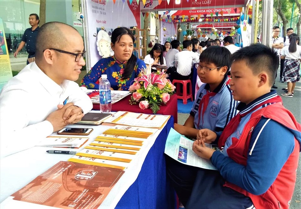 Học sinh lớp 6 Trường Trần Đại Nghĩa tham gia một hoạt động ngoại khóa. Ảnh: A.N Học sinh lớp 6 Trường Trần Đại Nghĩa tham gia một hoạt động ngoại khóa. Ảnh: A.N