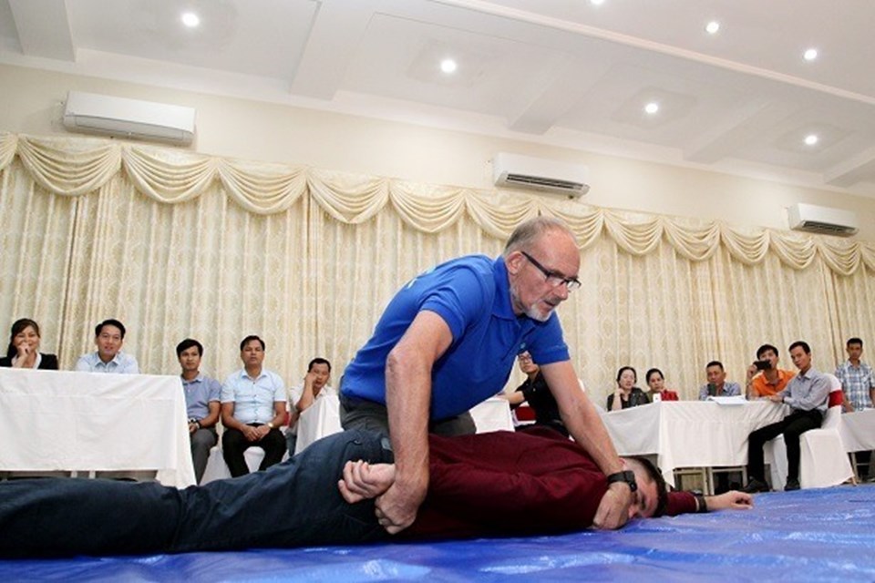 Tập huấn dạy kỹ năng an toàn trong môi trường nước cho trẻ em Tập huấn dạy kỹ năng an toàn trong môi trường nước cho trẻ em
