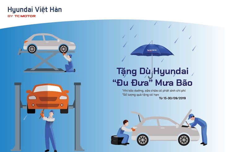 Tặng dù Hyundai – “đu đưa” mưa bão Tặng dù Hyundai – “đu đưa” mưa bão